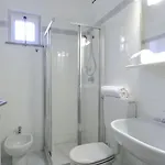 克尔莫拉尼度假屋 洛阿诺